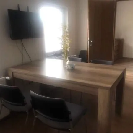 Aranykez Apartman Belvaros Apartment